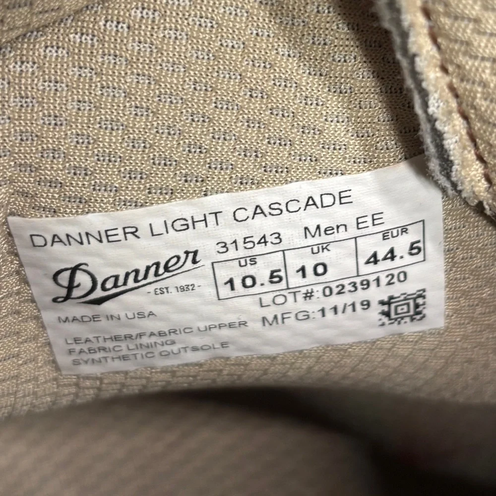 Danner Light Cascade Boots Men’s 10.5 EE USA Made Leather Canvas Hiking  31543
